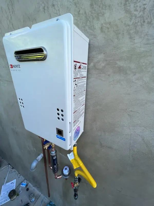 Tankless water heater installation for Killarney homes